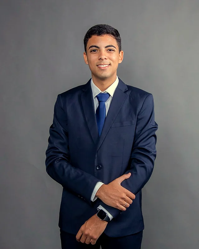 Victor Hugo Paraguai de Carvalho, assistente jurídico